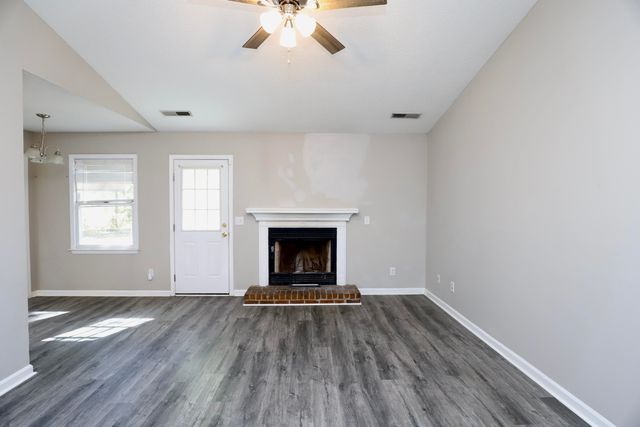 1030 E Sherwood Drive, Sumter, SC 29153