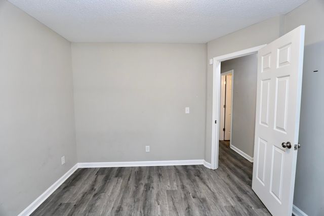 1030 E Sherwood Drive, Sumter, SC 29153