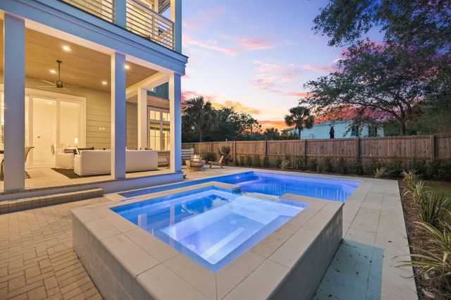 240 Lakeview Drive, Santa Rosa Beach, FL 32459