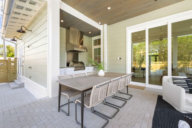 240 Lakeview Drive, Santa Rosa Beach, FL 32459