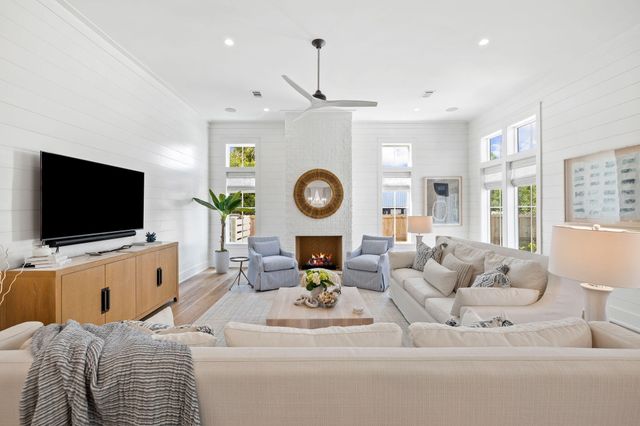 240 Lakeview Drive, Santa Rosa Beach, FL 32459