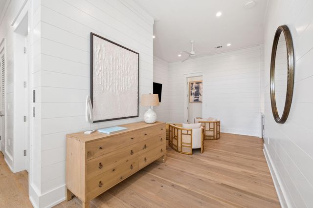 240 Lakeview Drive, Santa Rosa Beach, FL 32459