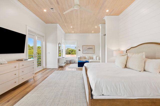 240 Lakeview Drive, Santa Rosa Beach, FL 32459