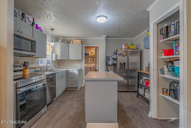 153 Tori Kait Lane, Powell, TN 37849