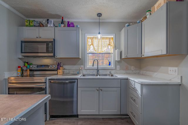 153 Tori Kait Lane, Powell, TN 37849