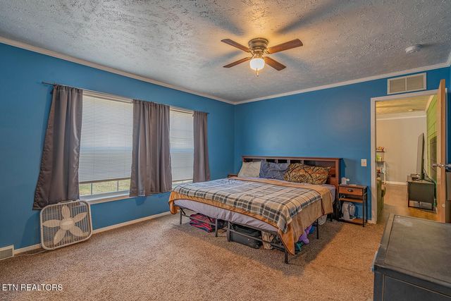 153 Tori Kait Lane, Powell, TN 37849