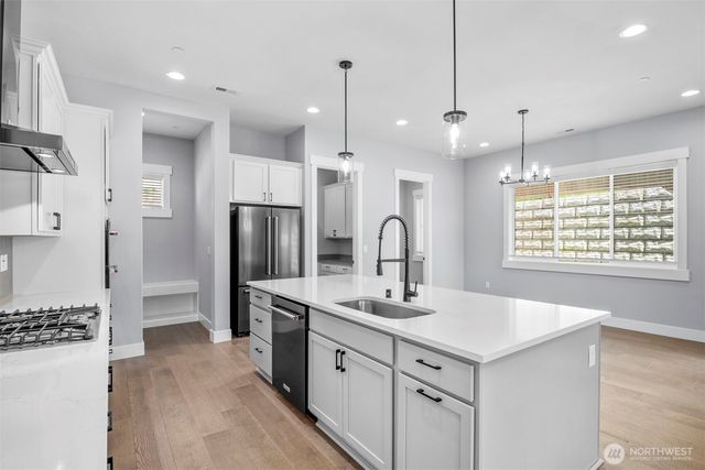 3829 95th Avenue E, Edgewood, WA 98371