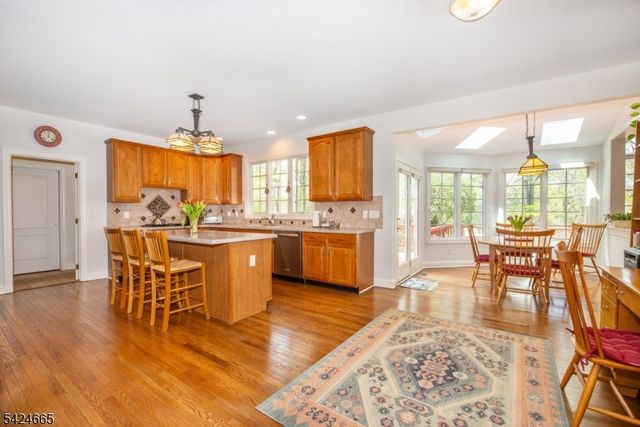 32 INDEPENDENCE DRIVE, Bernards Twp., NJ 07920