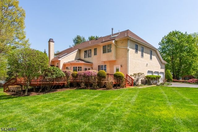 32 INDEPENDENCE DRIVE, Bernards Twp., NJ 07920