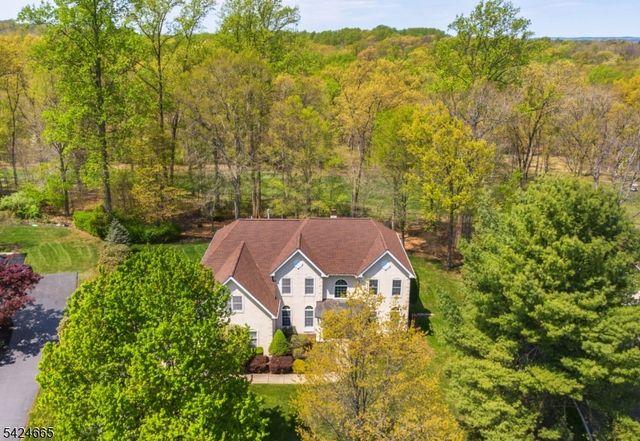 32 INDEPENDENCE DRIVE, Bernards Twp., NJ 07920