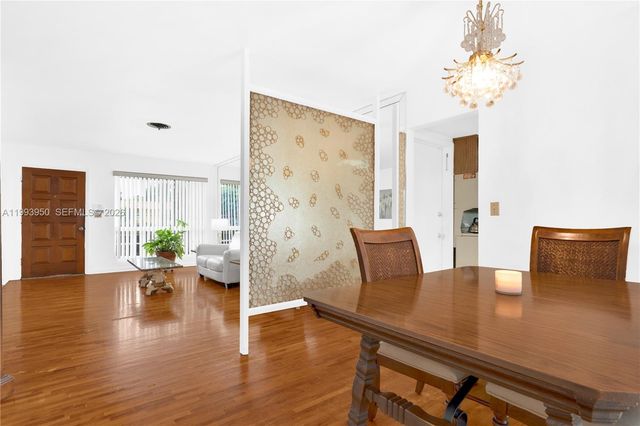 3011 NW 69th Ter, Miami, FL 33147