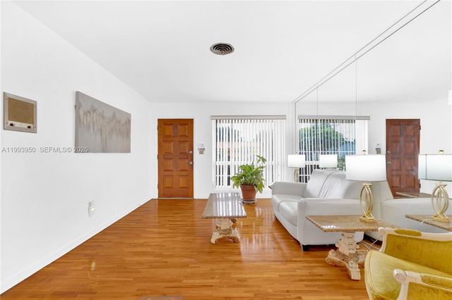 3011 NW 69th Ter, Miami, FL 33147