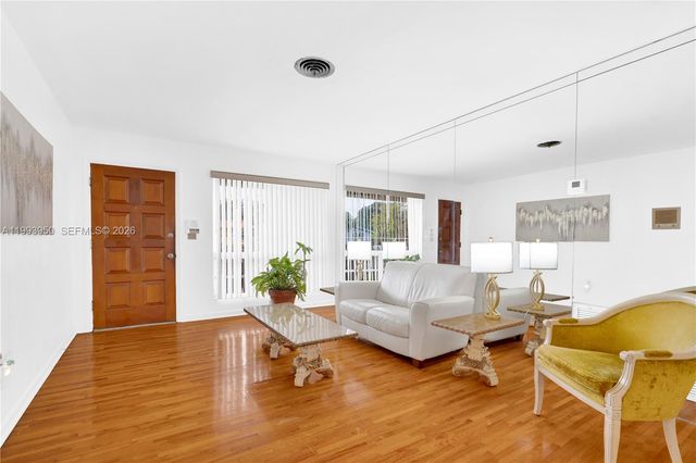 3011 NW 69th Ter, Miami, FL 33147