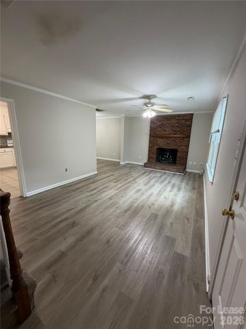 7409 Lockmont Drive, Charlotte, NC 28212