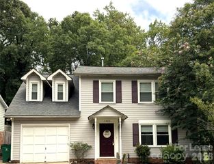 7409 Lockmont Drive, Charlotte, NC 28212