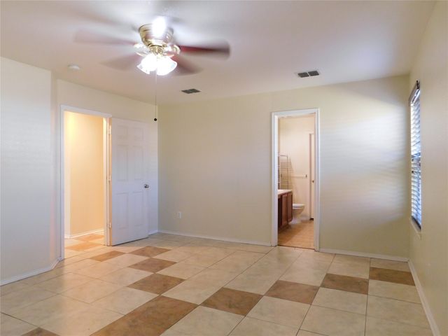 2801 Saddle Drive, Denton, TX 76210