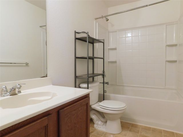 2801 Saddle Drive, Denton, TX 76210