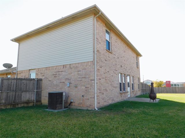 2801 Saddle Drive, Denton, TX 76210