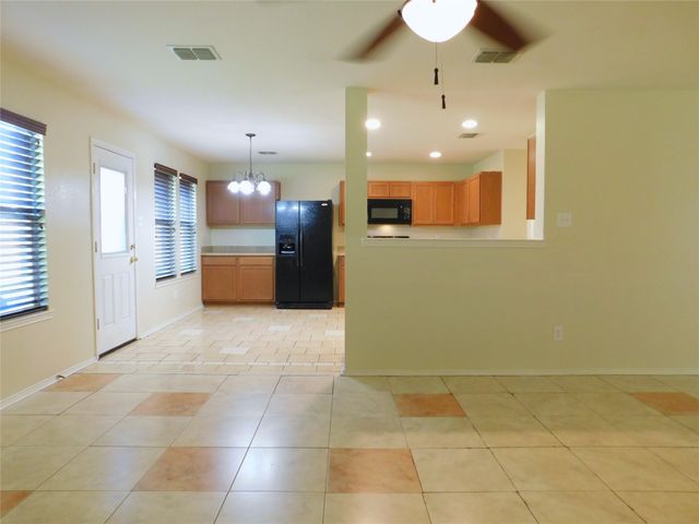 2801 Saddle Drive, Denton, TX 76210