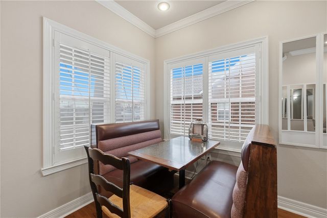 910 S Dixson Street, Rogers, AR 72758