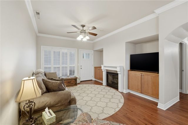 910 S Dixson Street, Rogers, AR 72758