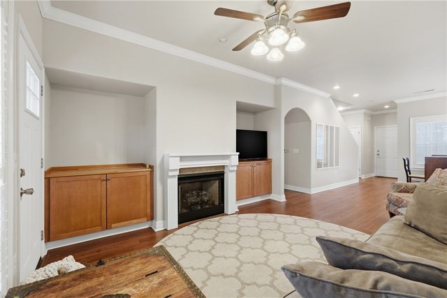 910 S Dixson Street, Rogers, AR 72758