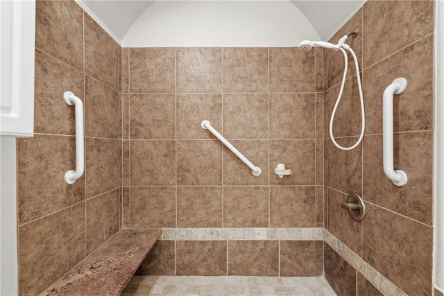 910 S Dixson Street, Rogers, AR 72758