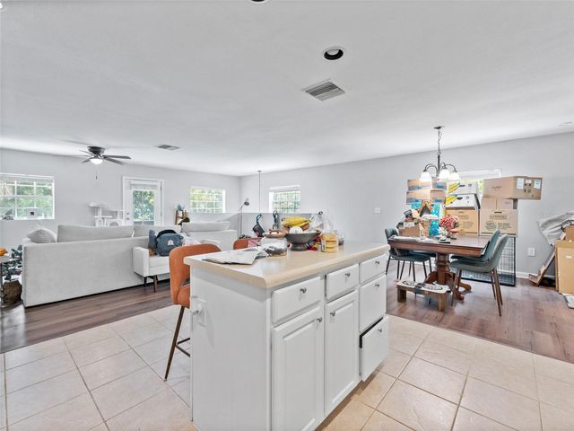 2002 S HABANA AVENUE C, Tampa, FL 33629
