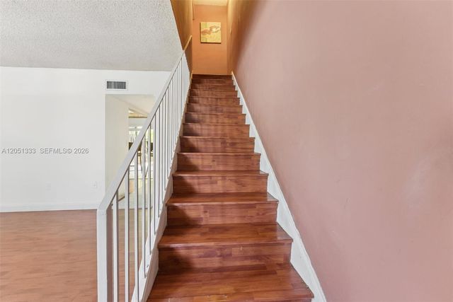 14241 Memorial Hwy 9f Hwy, Miami, FL 33161