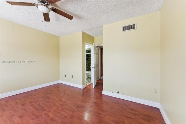 14241 Memorial Hwy 9f Hwy, Miami, FL 33161
