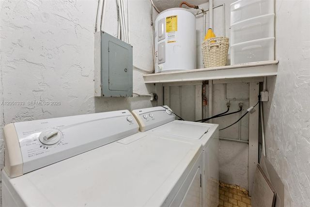 14241 Memorial Hwy 9f Hwy, Miami, FL 33161