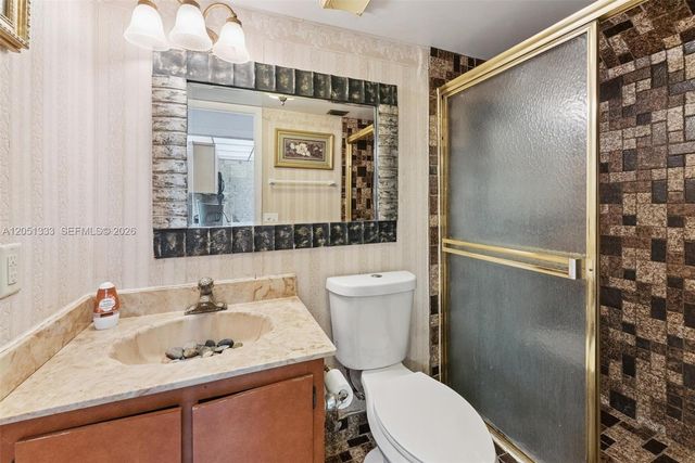 14241 Memorial Hwy 9f Hwy, Miami, FL 33161
