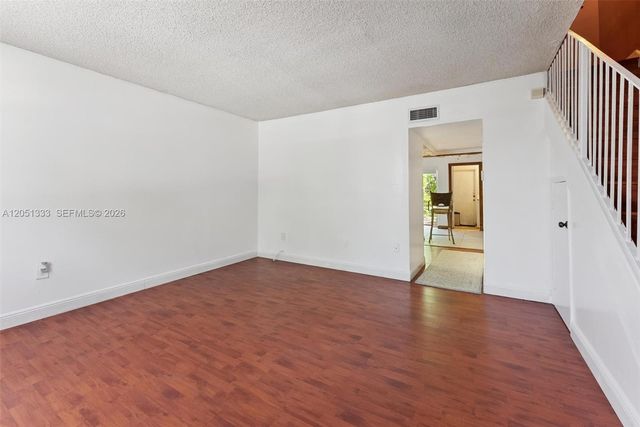 14241 Memorial Hwy 9f Hwy, Miami, FL 33161