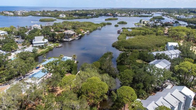 530 RYANS WOODS LANE, Palm Harbor, FL 34683