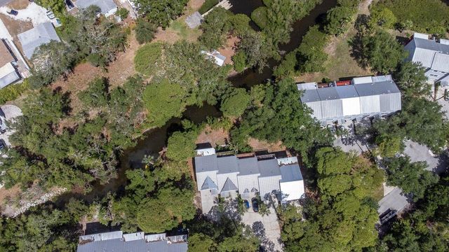 530 RYANS WOODS LANE, Palm Harbor, FL 34683
