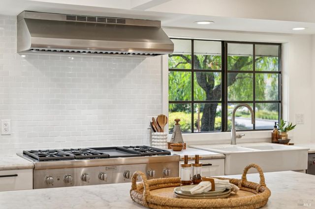 10 Eliseo Dr, Greenbrae, CA 94904