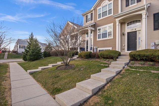 1716 Windward Drive, Pingree Grove, IL 60140