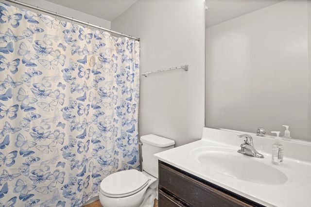 1716 Windward Drive, Pingree Grove, IL 60140