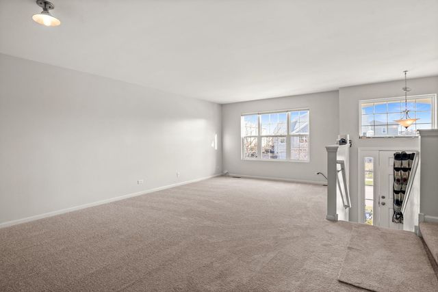 1716 Windward Drive, Pingree Grove, IL 60140