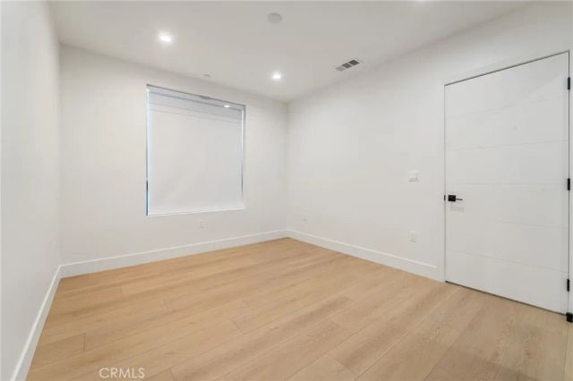 7510 Sepulveda Boulevard 101, Van Nuys, CA 91405