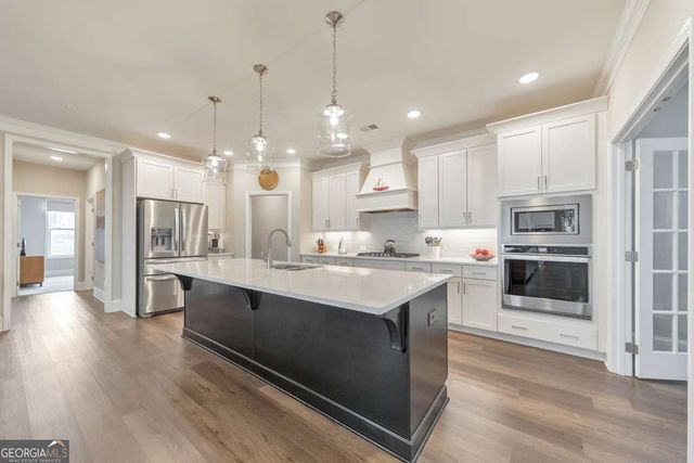 124 Redford Lane, Canton, GA 30115