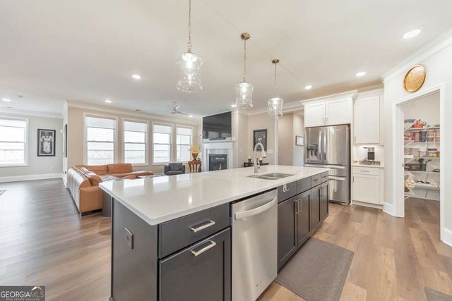 124 Redford Lane, Canton, GA 30115