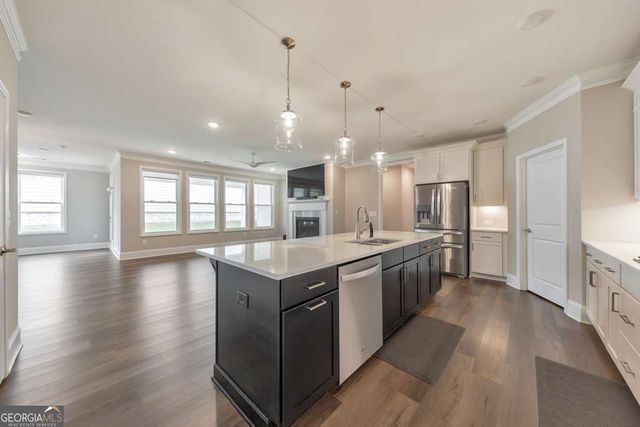 124 Redford Lane, Canton, GA 30115