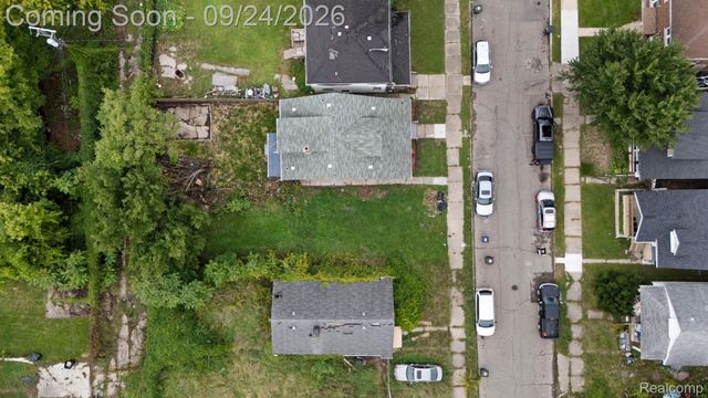 8217 Wetherby Street, Detroit, MI 48204
