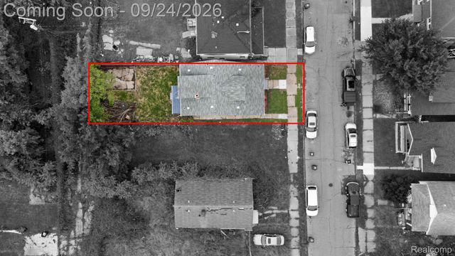 8217 Wetherby Street, Detroit, MI 48204
