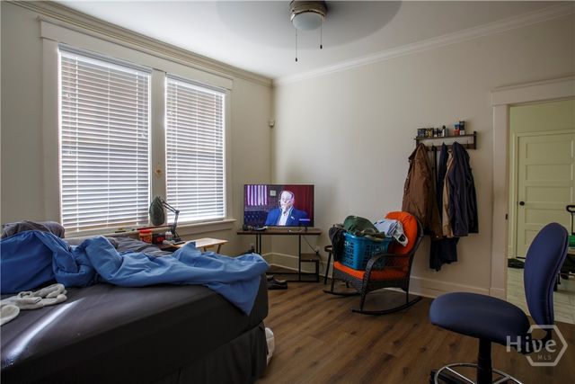 921 E Waldburg Street, Savannah, GA 31401