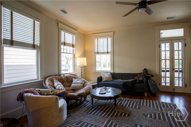 921 E Waldburg Street, Savannah, GA 31401