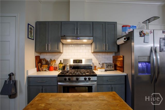 921 E Waldburg Street, Savannah, GA 31401