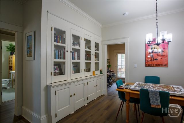 921 E Waldburg Street, Savannah, GA 31401