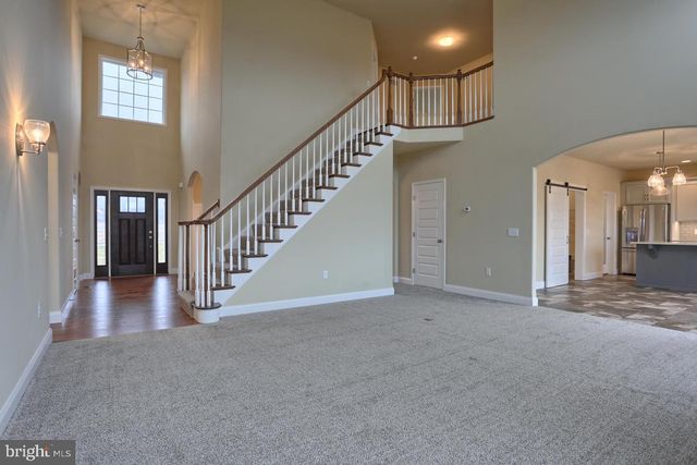 023 ROLLING MEADOW RD, Lebanon, PA 17046